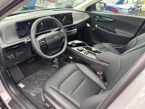 New 2025 Kia EV6 Wind image 9
