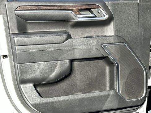 Used 2023 GMC Sierra 1500 SLE image 22