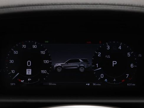 New 2026 Land Rover Discovery S image 8