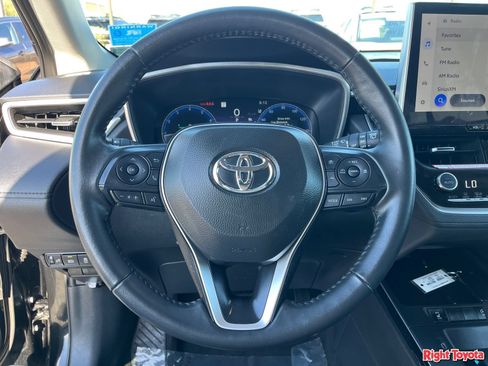 Certified 2026 Toyota Corolla Cross XLE FWD image 22