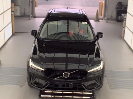 Used 2024 Volvo XC60 B5 Plus w/ Protection Package Premier AWD/4WD image 12