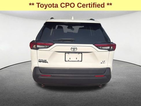 Certified 2025 Toyota RAV4 LE AWD/4WD image 13