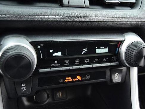 Used 2024 Toyota RAV4 LE image 14