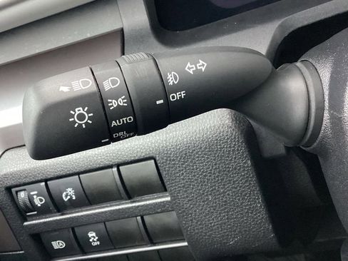 Used 2025 Toyota Tacoma TRD Off-Road image 22