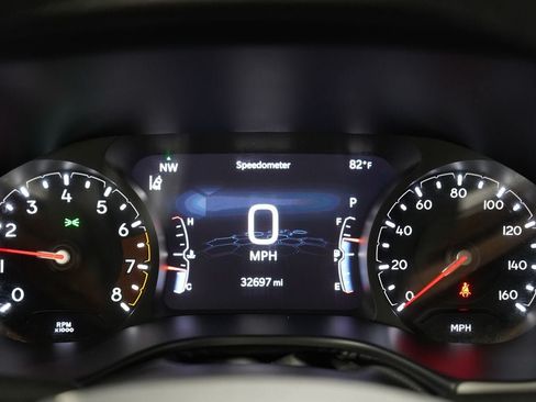 Used 2025 Jeep Compass Limited AWD/4WD image 16