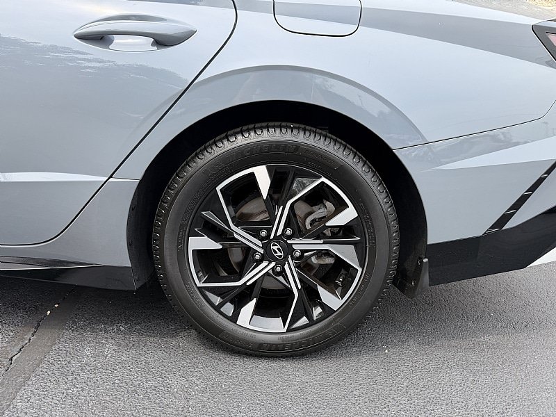 Used 2025 Hyundai Sonata SEL AWD/4WD image 10