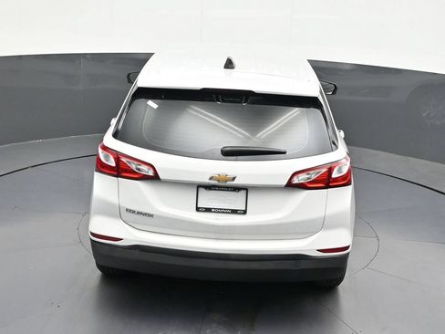 Used 2021 Chevrolet Equinox LS FWD image 18