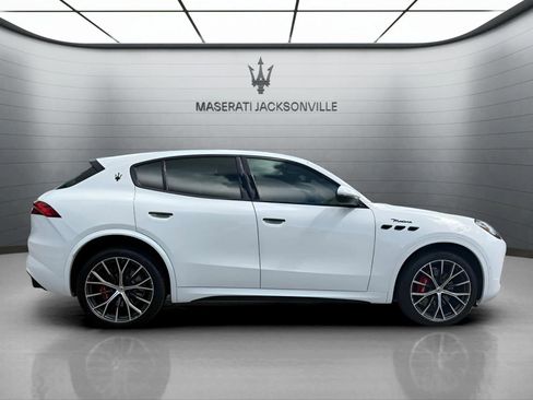 New 2026 Maserati Grecale Modena image 5