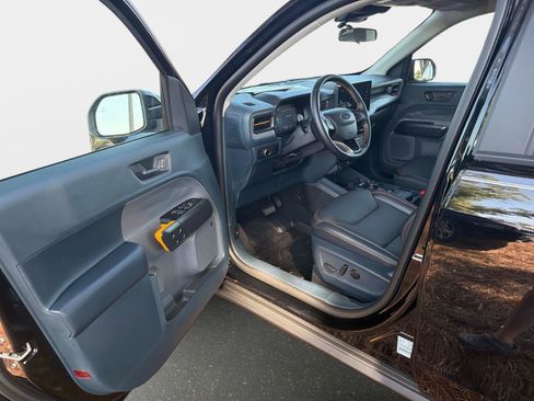 Used 2025 Ford Maverick Tremor AWD/4WD image 17