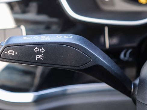 New 2025 Audi Q3 2.0T Premium image 32