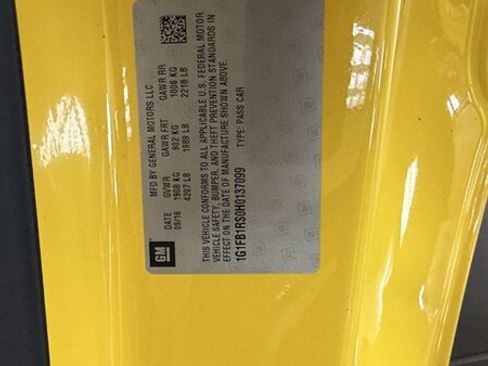 Used 2017 Chevrolet Camaro LT RWD image 19