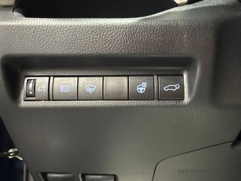 Used 2021 Toyota RAV4 XLE Premium AWD/4WD image 42