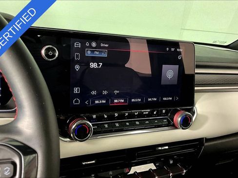 Used 2024 GMC Canyon AT4X w/ AT4X AEV Edition AWD/4WD image 14