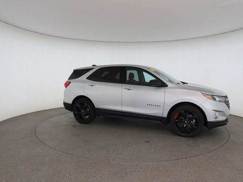 Used 2020 Chevrolet Equinox LT image 24