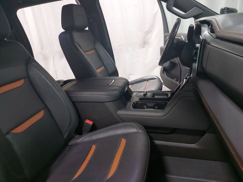 Used 2024 GMC Sierra 3500 AT4 w/ AT4 Premium Plus Package image 10