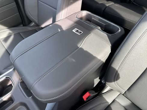 New 2026 GMC Sierra 1500 SLT w/ SLT Premium Package image 21