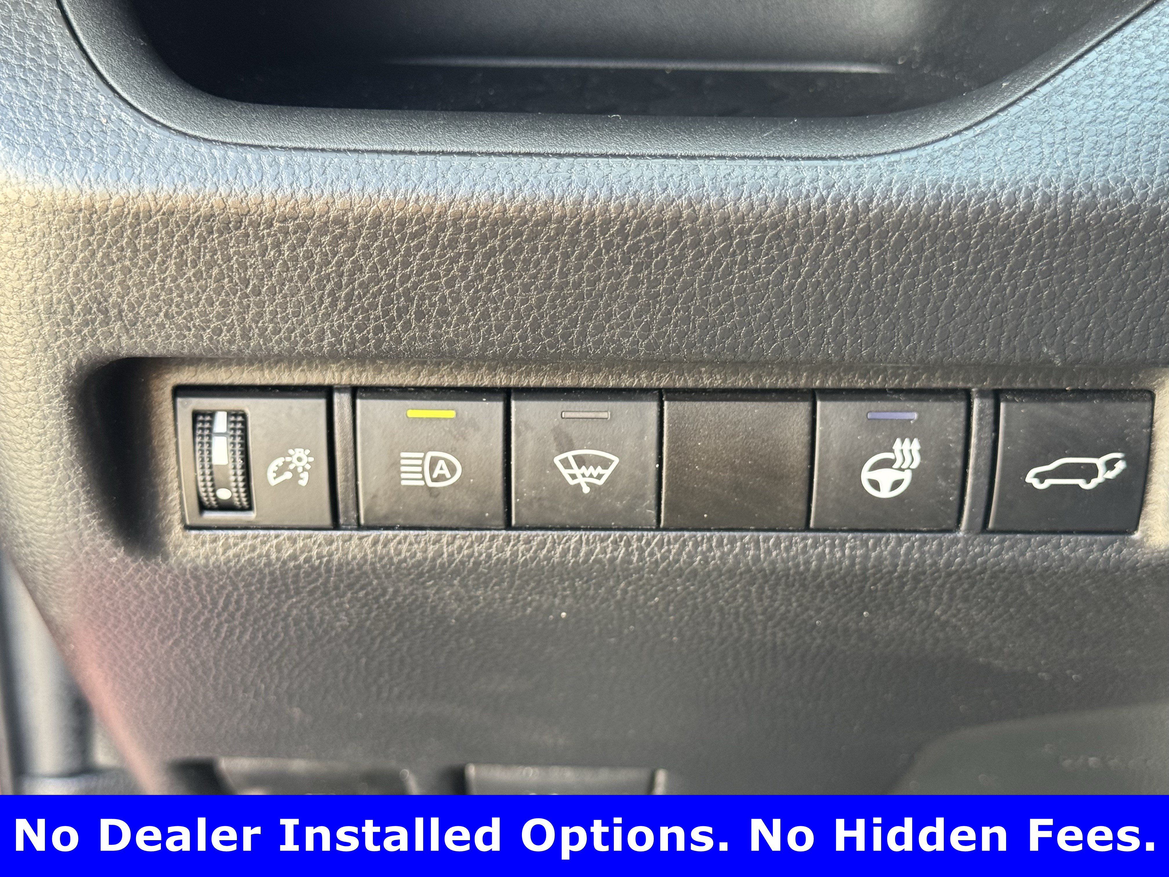 Used 2022 Toyota RAV4 XLE Premium AWD/4WD image 20