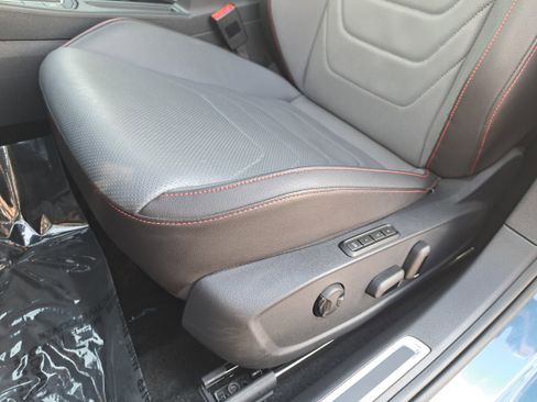 Certified 2025 Volkswagen Jetta GLI Autobahn FWD image 26