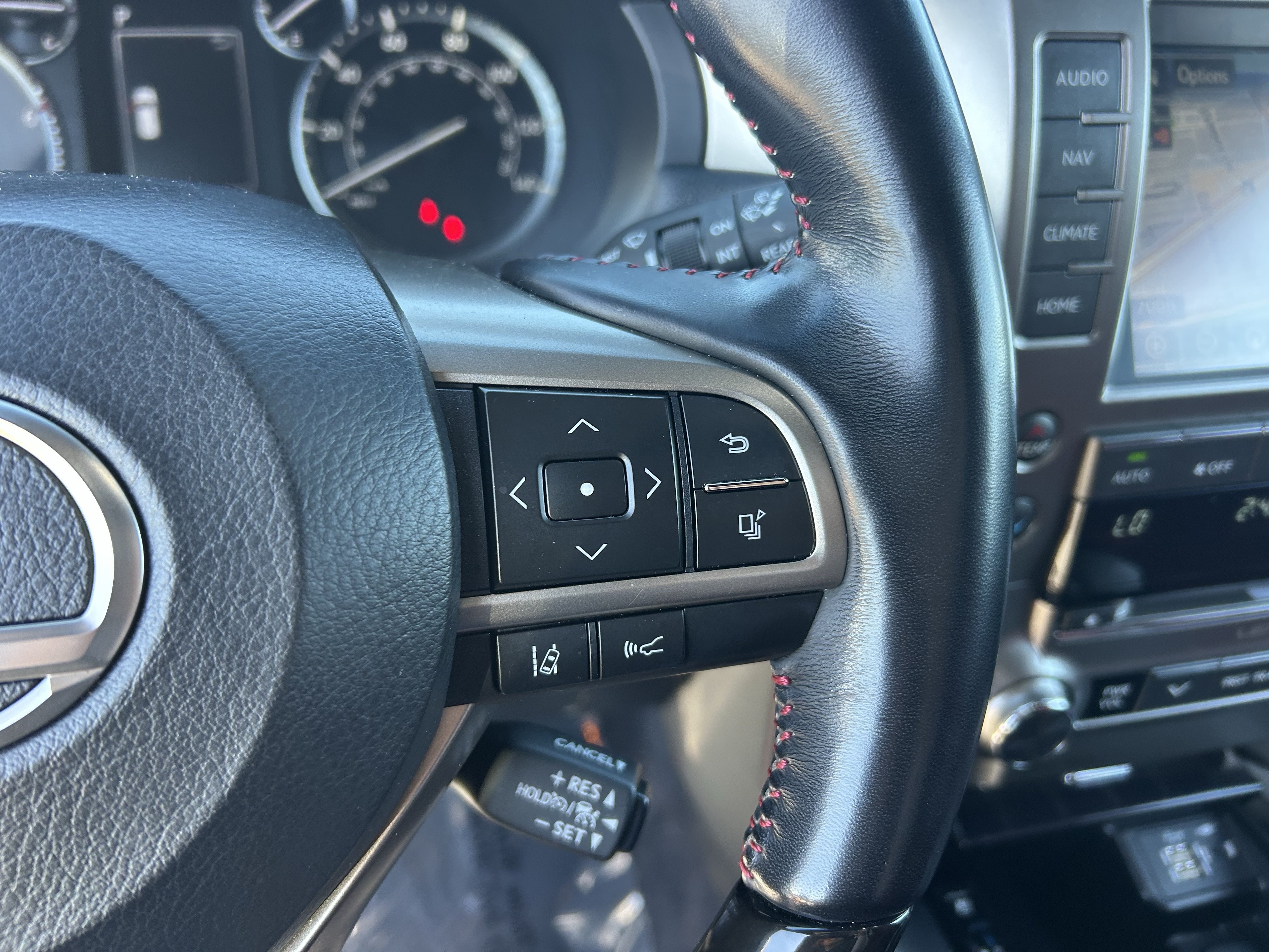 Used 2021 Lexus GX 460 Premium AWD/4WD image 30