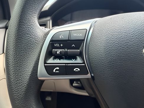 Used 2019 Hyundai Sonata SE FWD image 13