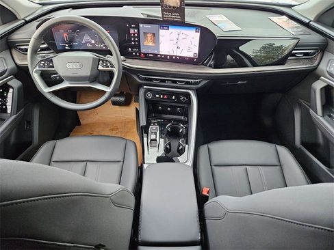 New 2025 Audi Q5 Premium image 19
