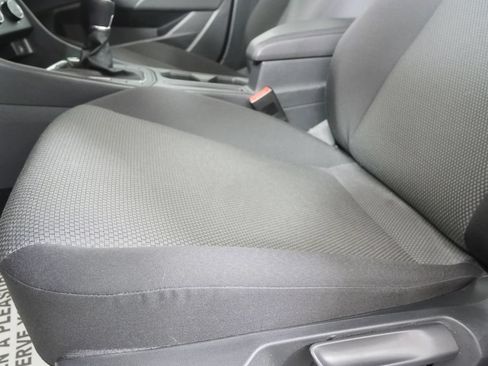 Used 2019 Volkswagen Jetta S w/ Driver Assistance Package FWD image 9