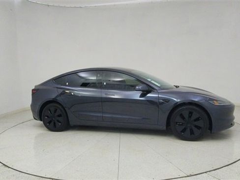 Used 2025 Tesla Model 3 Long Range image 62