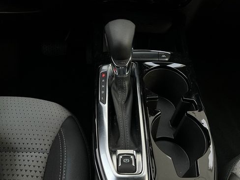 Used 2025 Chevrolet Trax LT image 22