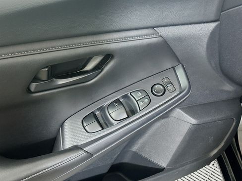Used 2024 Nissan Sentra S FWD image 15