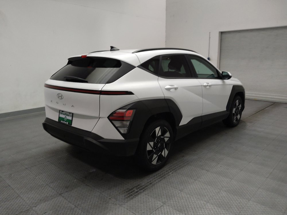 Used 2025 Hyundai Kona SEL FWD image 9