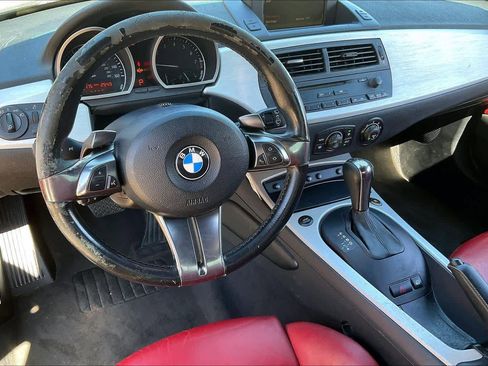 Used 2006 BMW Z4 3.0i image 7