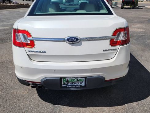 Used 2012 Ford Taurus Limited FWD image 5