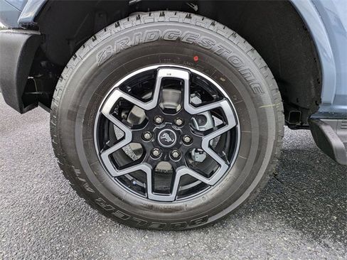 New 2025 Ford Bronco Outer Banks image 10
