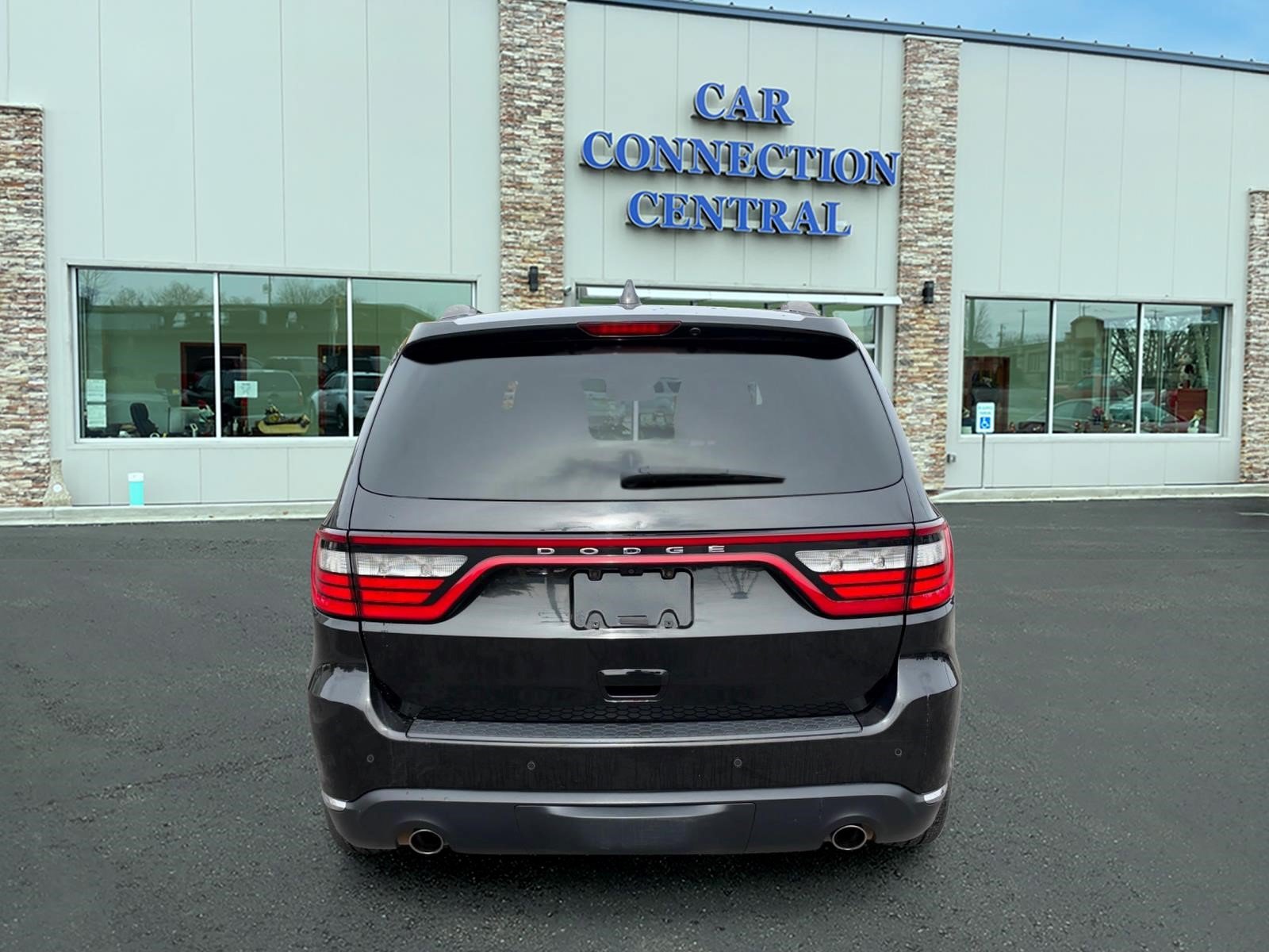 Used 2015 Dodge Durango Citadel w/ Trailer Tow Group IV AWD/4WD image 3