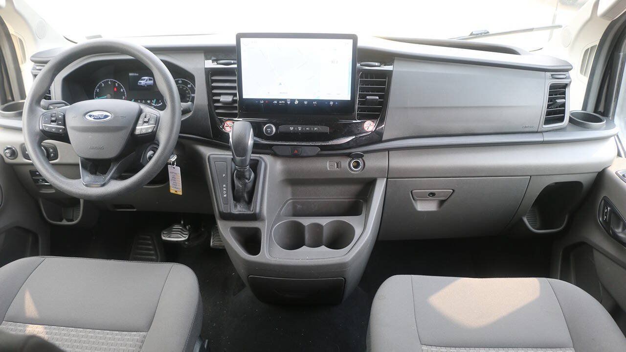 Used 2023 Ford Transit 350 XLT RWD image 19