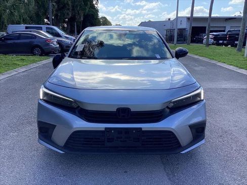 Used 2024 Honda Civic Sport image 2
