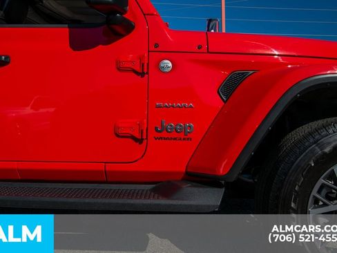 Used 2024 Jeep Wrangler Sahara w/ Technology Group image 9