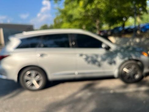 Used 2020 INFINITI QX60 Luxe w/ Essential Package FWD image 6
