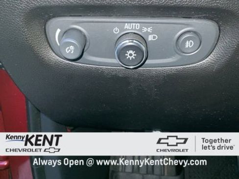 Used 2019 Chevrolet Traverse LT image 25