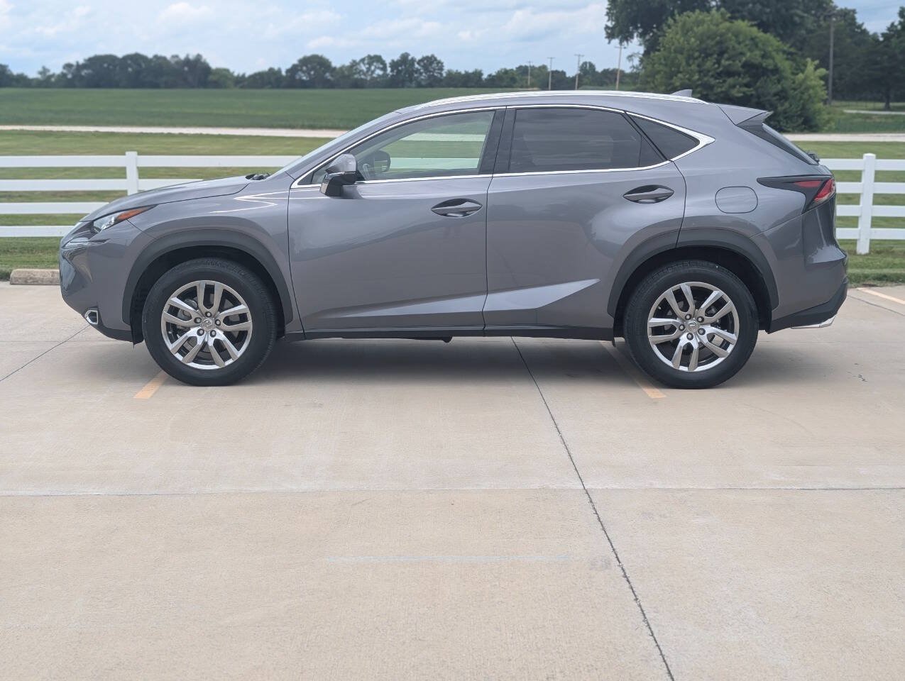 Used 2016 Lexus NX 200t AWD image 4