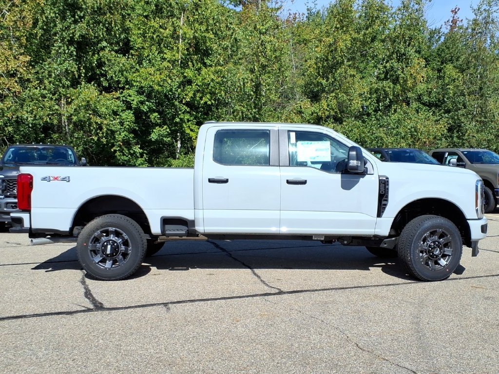 New 2026 Ford F250 XL w/ STX Appearance Package AWD/4WD image 4