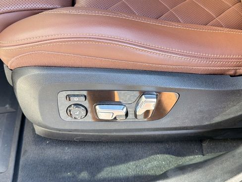 Used 2024 BMW X5 sDrive40i w/ Premium Package RWD image 14