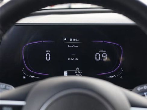 Used 2025 Kia Sportage EX image 12