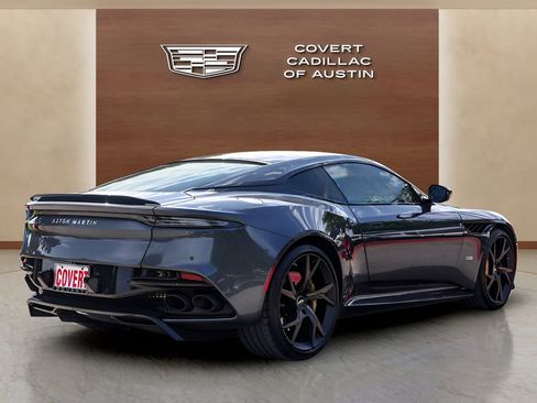 Used 2019 Aston Martin DBS Superleggera RWD image 4