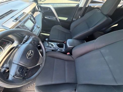 Used 2013 Toyota RAV4 XLE image 13