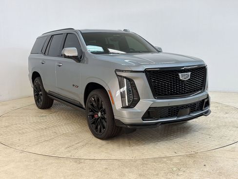 Certified 2025 Cadillac Escalade V AWD/4WD image 7