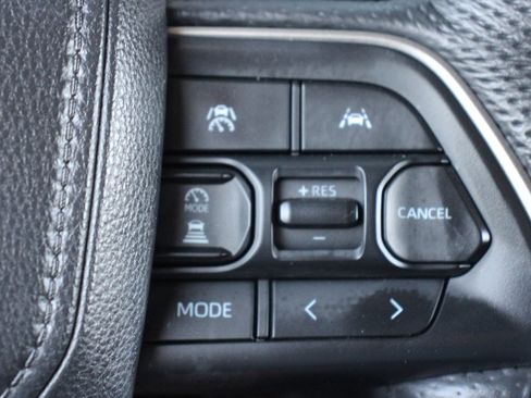 Certified 2024 Toyota Tacoma TRD Off-Road w/ TRD Off Road Premium Package AWD/4WD image 27