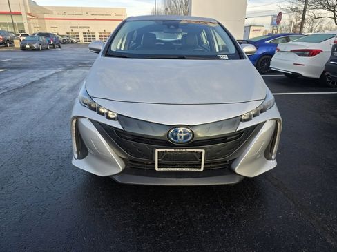 Certified 2021 Toyota Prius Prime XLE image 10