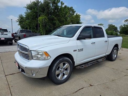 Used 2018 RAM 1500 Big Horn AWD/4WD image 3