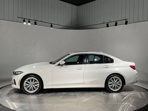 Used 2023 BMW 330i xDrive 330i xDrive w/ Convenience Package image 14